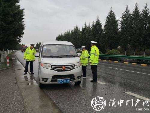 國(guó)慶中秋假期，漢中市道路交通總體平穩(wěn)有序