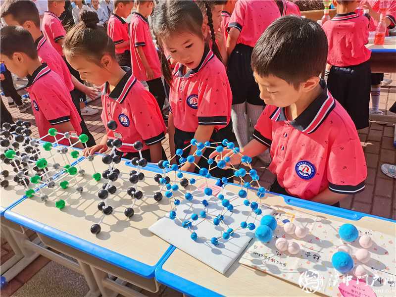 潤東九年制學校第二屆校園科技文化藝術節盛大舉行