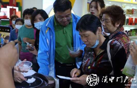 雙亞大米因色添彩 糧食交易大會最惹眼