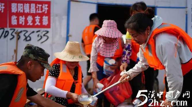 這才叫“乘風破浪的姐姐”