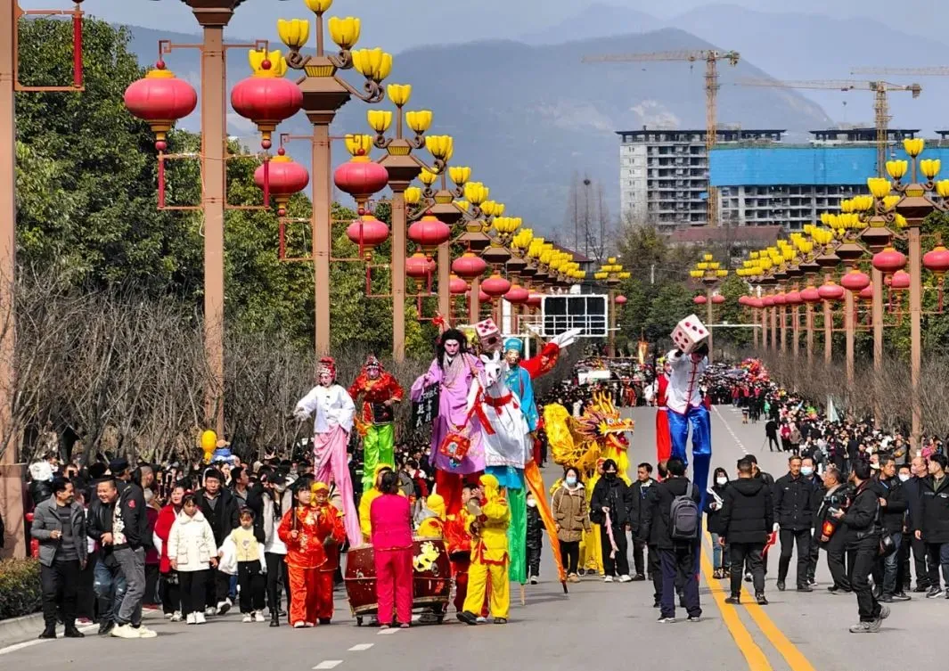 我們的節日·歡樂中國年丨南鄭社火娃娃登臺 千年民俗綻放新彩