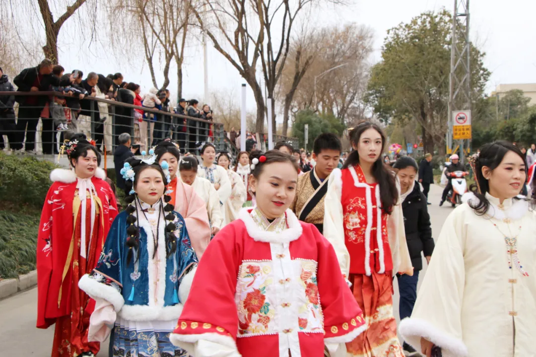 我們的節日·歡樂中國年丨西鄉：漢服巡游！太！驚！艷！