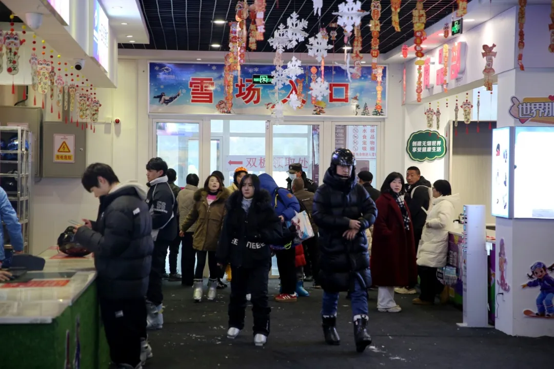 滑雪、戲雪、賞民俗！留壩景區(qū)“上才藝”